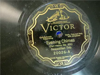 small_victor 20026 a.webp